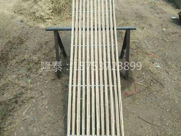 竹羊床(漏糞板)