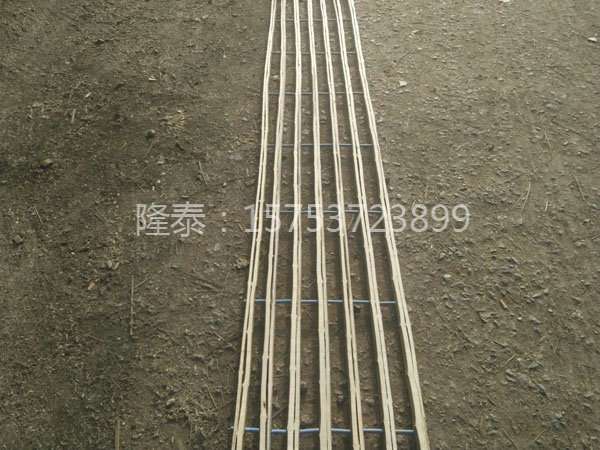 竹鴨床（竹雞床）